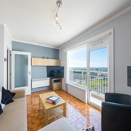 Rooftop With Terrace Apartment *